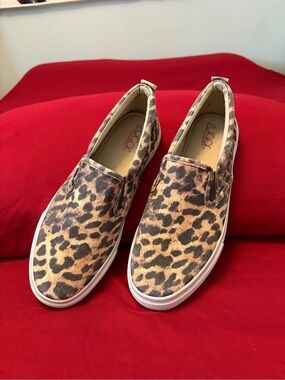 Sugar Leopard Print Slip-On Sneakers - Tan/Black